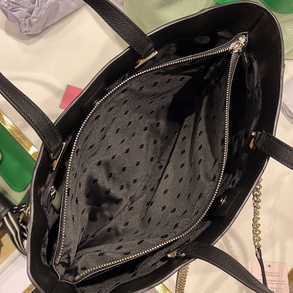 Kate Spade Infinite Large Triple Compartment Tote
COLOR:
Black - Picture 14 of 16